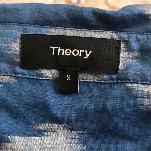 Theory Tamalee SS Spot Ikat Top - Picture 10 of 12